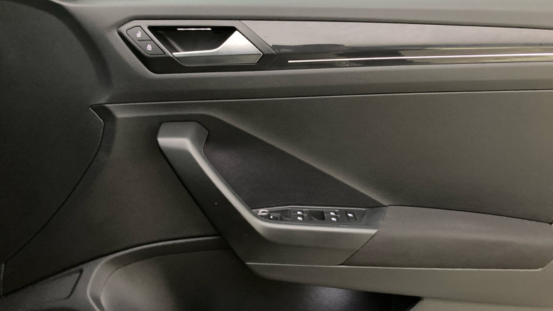 Volkswagen T-Roc 2.0 TDI 4MOTION SEL 5dr Diesel Hatchback